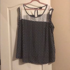 Black and White Sleeveless Blouse